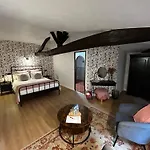Maison La Galeze 3*