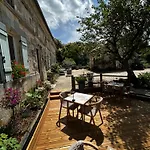 Maison La Galeze Panzió Pouillac
