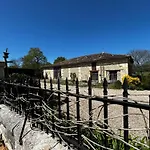 Maison La Galeze 3* Pouillac