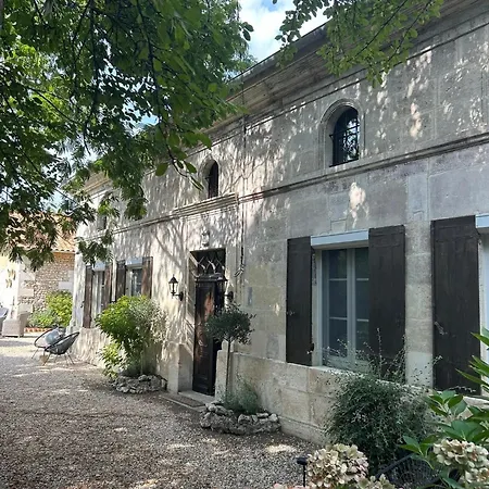 Maison La Galeze 3* Pouillac