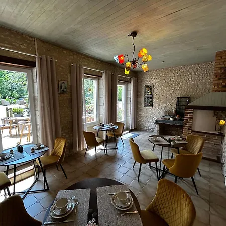 Bed & Breakfast Maison La Galeze 3*