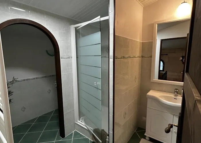 Bed & Breakfast Maison La Galeze