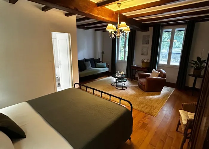 Maison La Galeze Bed & Breakfast